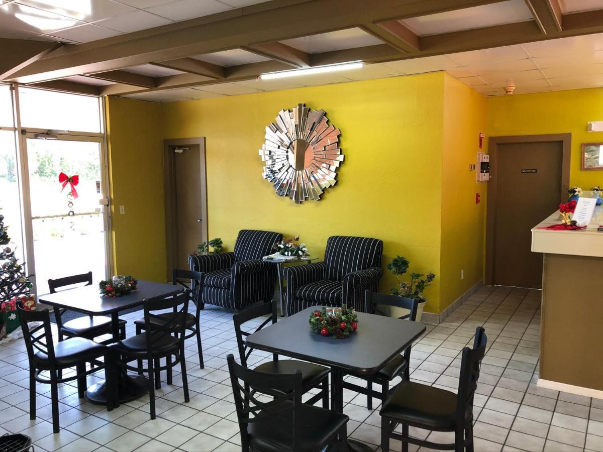 Regency Inn Perry Esterno foto